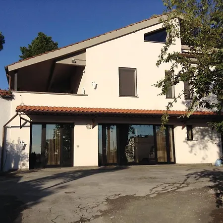 Appartamenti Villa Abbraccio Siena Exterior photo